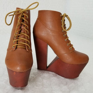 SOLD🌈MakeMeChic cut out platform booties